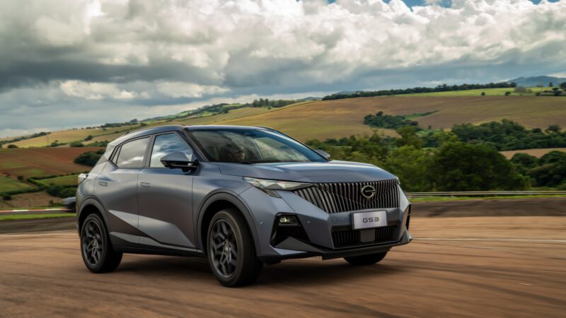 GAC GS3 aposta em preço agressivo para bater ‘campeões de venda’ como T-Cross e Creta; veja o teste