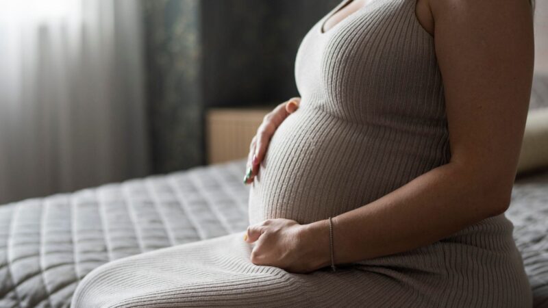 ‘Foi um choque, fiquei sem chão’: mais de 380 mil mulheres foram demitidas após a licença-maternidade em cinco anos