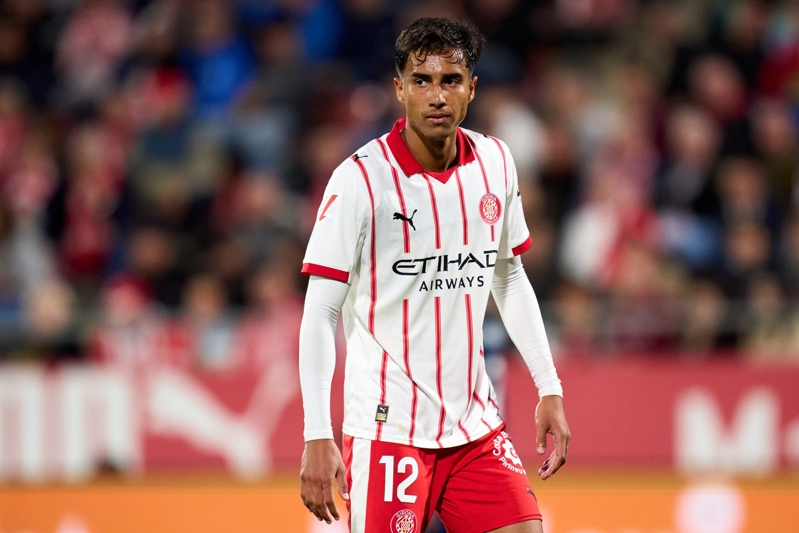 Ancelotti convoca zagueiro Vitor Reis, do Girona, para amistoso da Seleção contra a Croácia