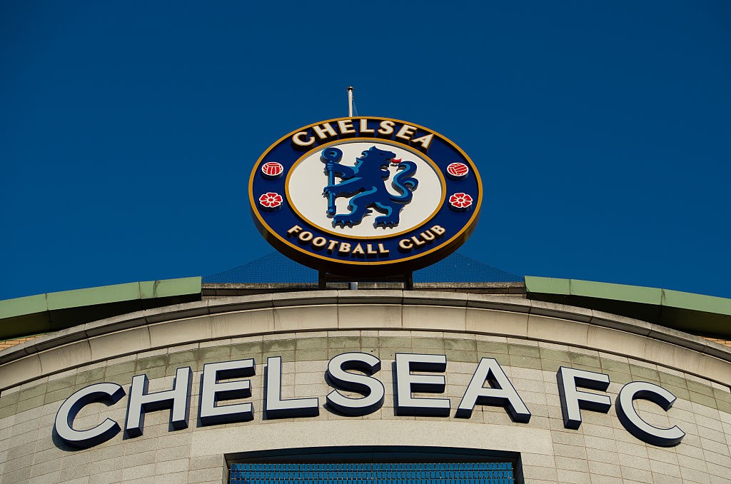 Chelsea é punido com multa de R$ 75 milhões e corre risco de transfer ban; entenda
