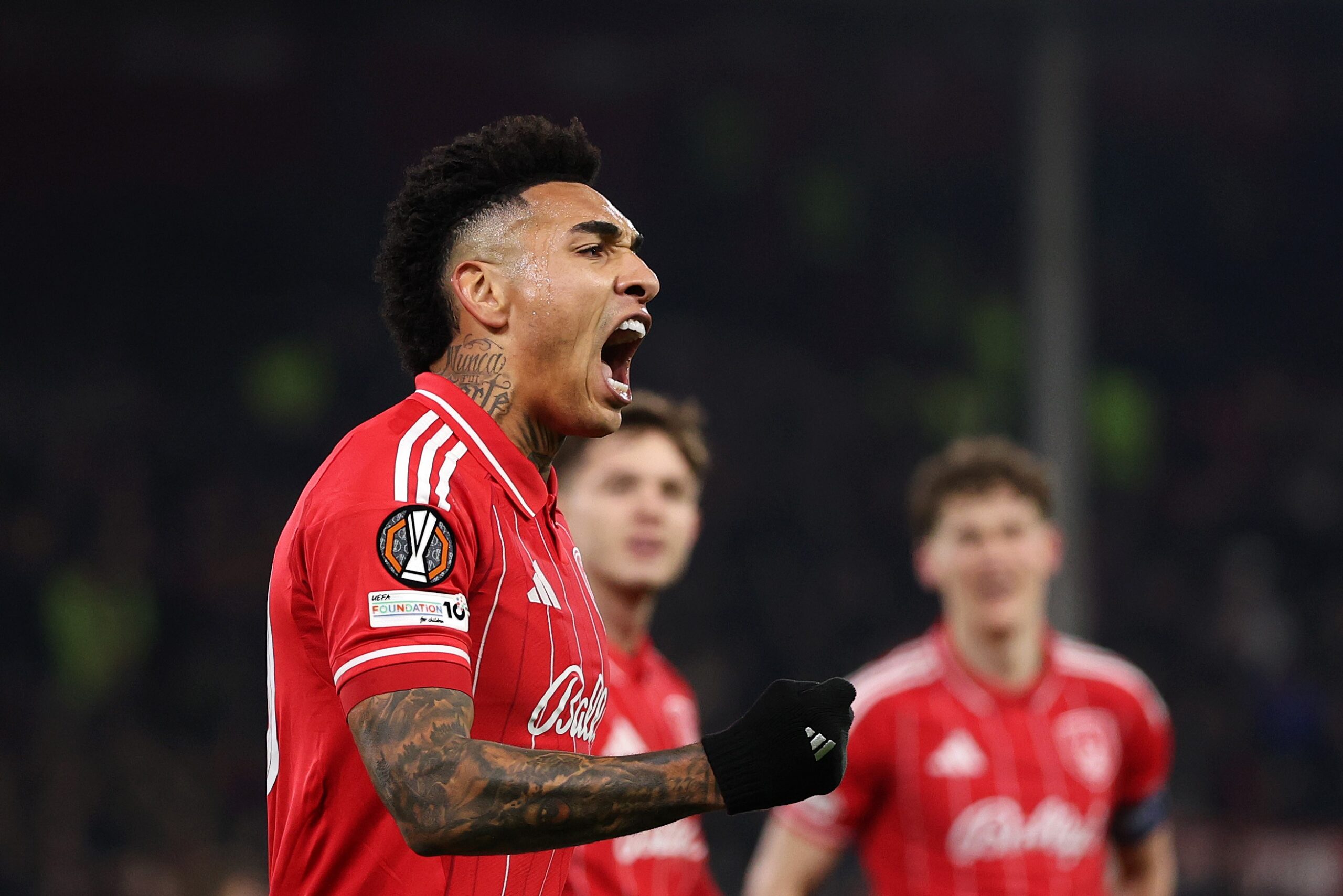 Igor Jesus revela conversa com Ancelotti: “Gosta de centroavante muito agressivo na marcação”