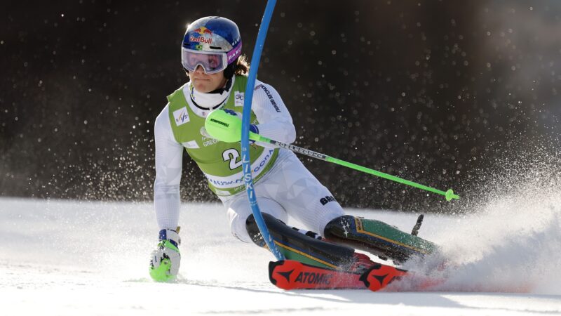 Lucas Pinheiro é bronze em etapa da Copa do Mundo e ainda sonha com título do slalom na temporada