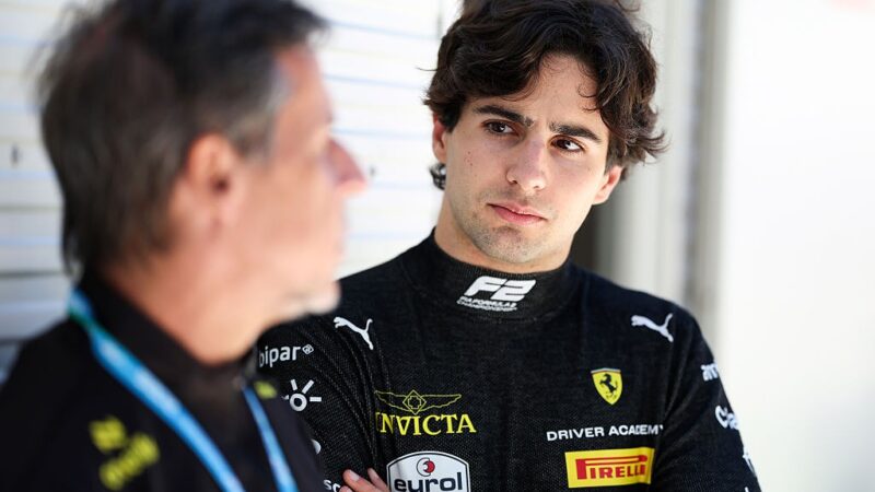 Rafael Câmara estreia na F2 com 6º no grid de largada da Austrália