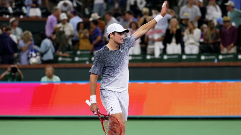 João Fonseca projeta maior desafio da carreira contra Sinner: “Vou tentar pressioná-lo ao máximo”