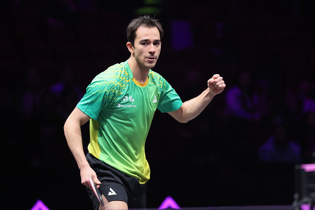 Calderano inicia defesa do título da Copa do Mundo com atropelo de 17 minutos em cima de tcheco