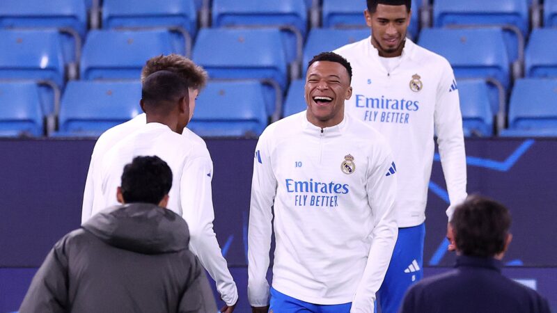 Mbappé diz estar 100% recuperado e rebate pergunta sobre lesão no joelho: “Coisas falsas foram ditas”