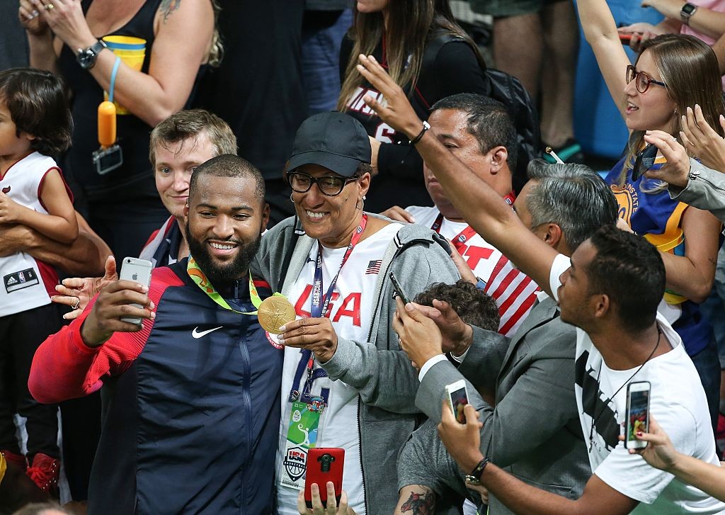 Ex-jogador da seleção de basquete dos EUA revela que bebedeiras eram rotina da equipe na Rio 2016