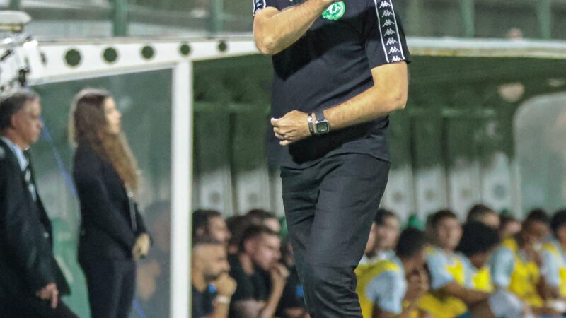 Análise: Chape tem mudanças de convicções e apresenta evolução, mas precisa melhorar