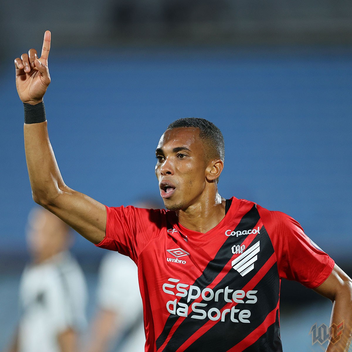 Madson, ex-Athletico e Santos, acerta com o Sport