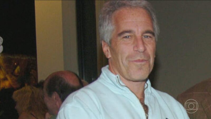 Bank of America firma acordo em ação coletiva movida por vítimas de Epstein