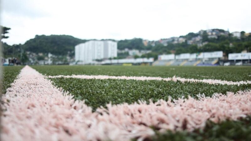 Campo com gramado sintético do CT do Santos é aprovado pela Fifa