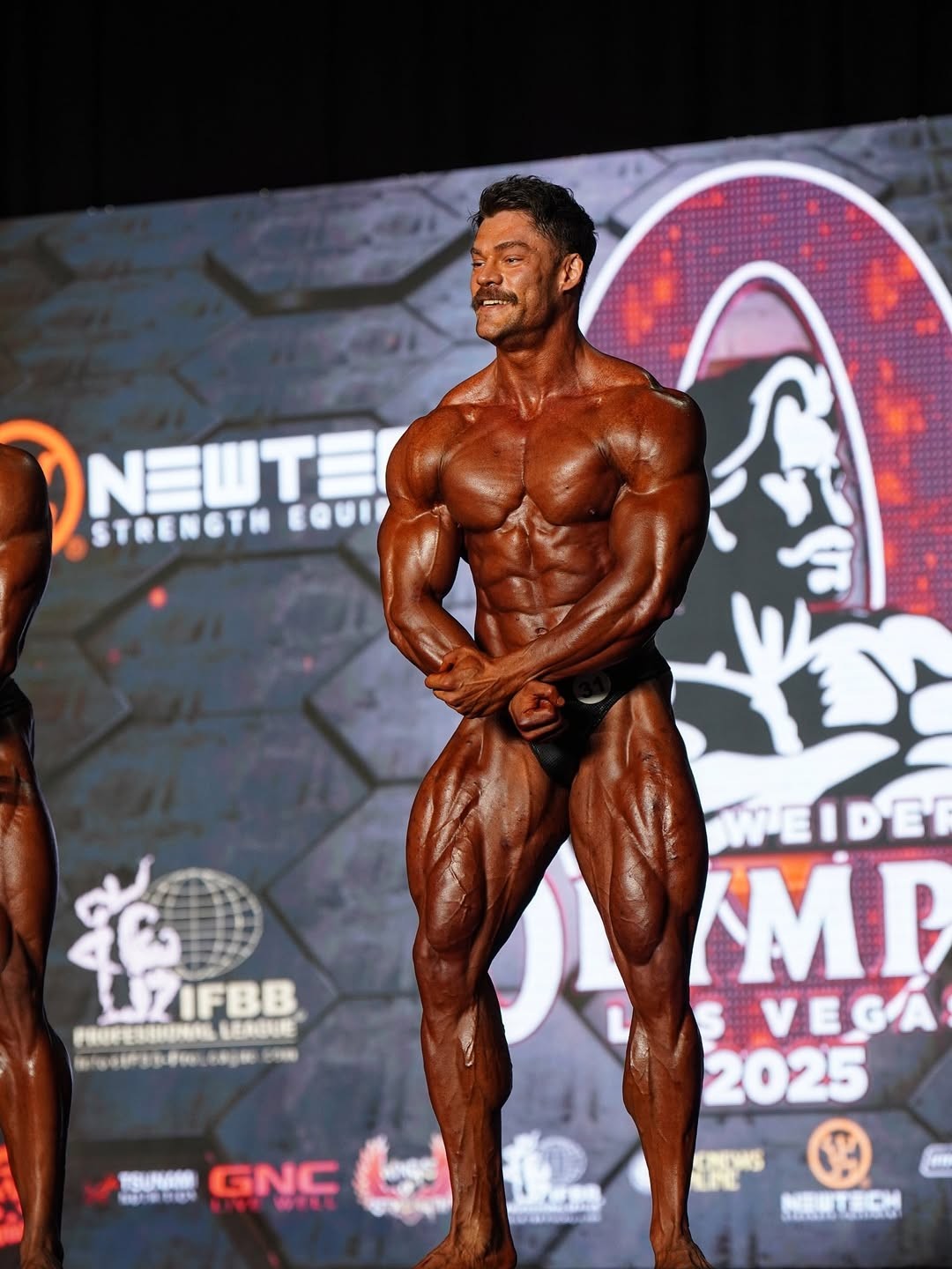 Parceiro de Ramon Dino, Menegate desafia dois últimos campeões no Arnold Classic