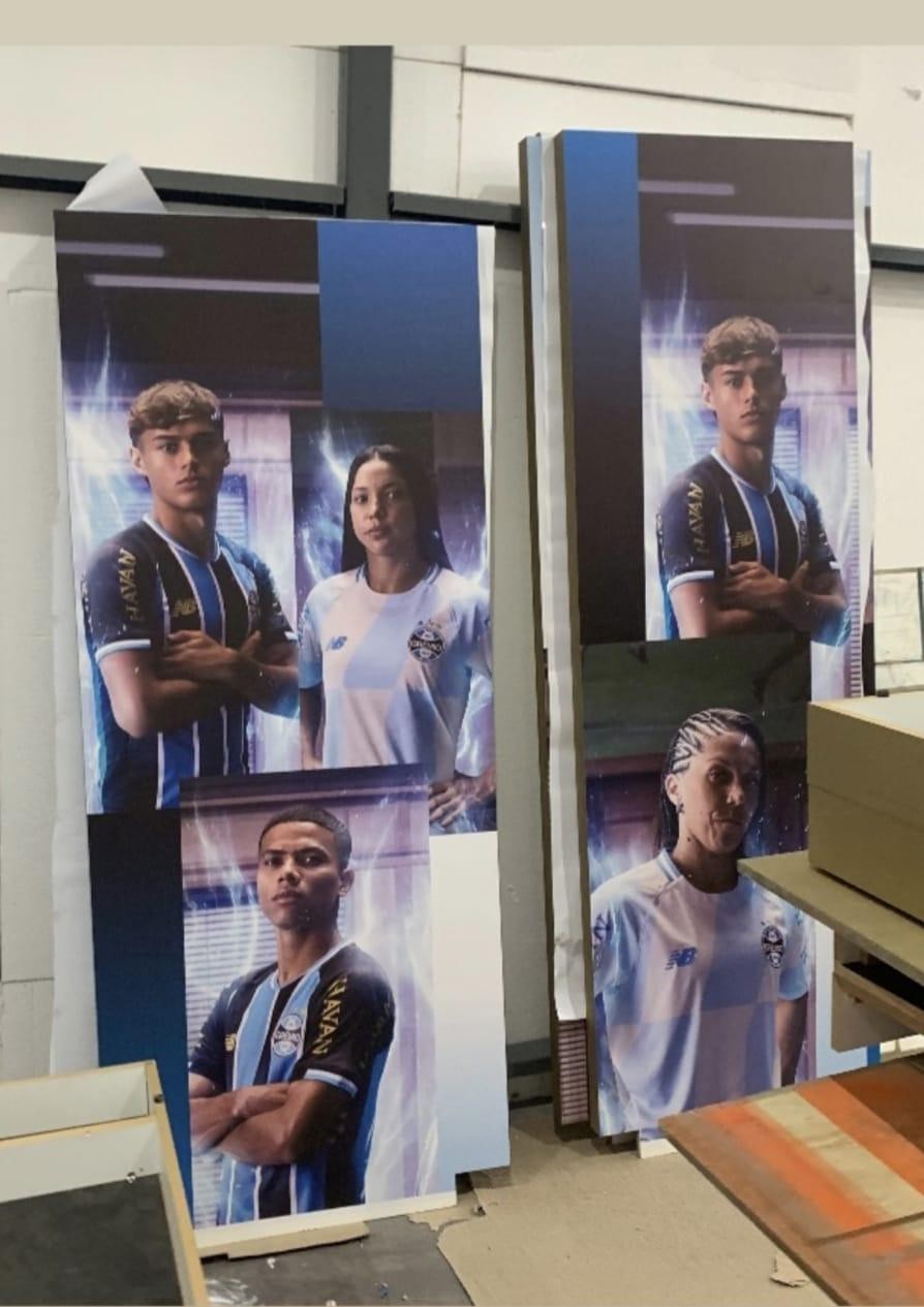 Novas camisas do Grêmio têm materiais de divulgação vazados; veja imagens