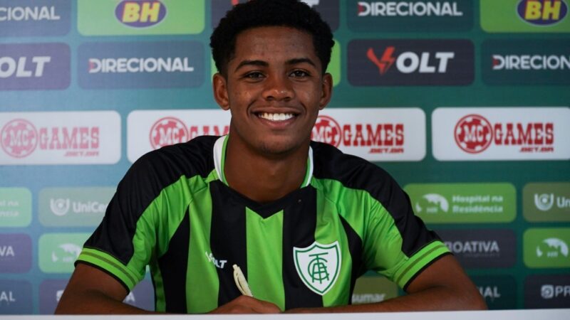 Athletico vai receber dois jogadores do América-MG na negociação por Mastriani; saiba quem são