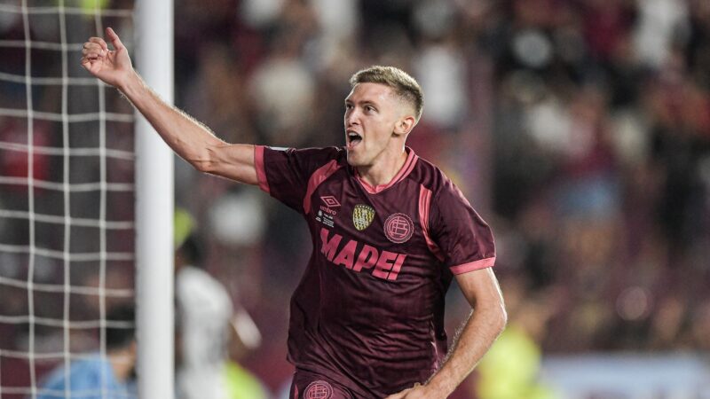 Fluminense negocia a contratação de Rodrigo Castillo, do Lanús