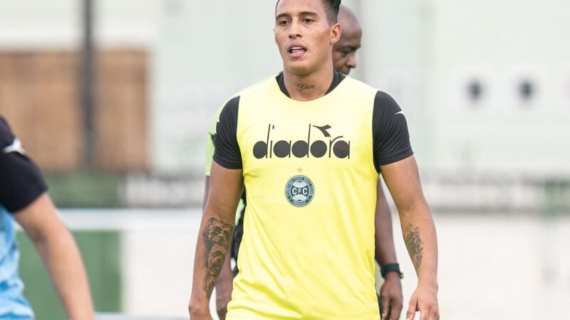 Escalação: com desfalques, Coritiba terá mudanças contra Corinthians