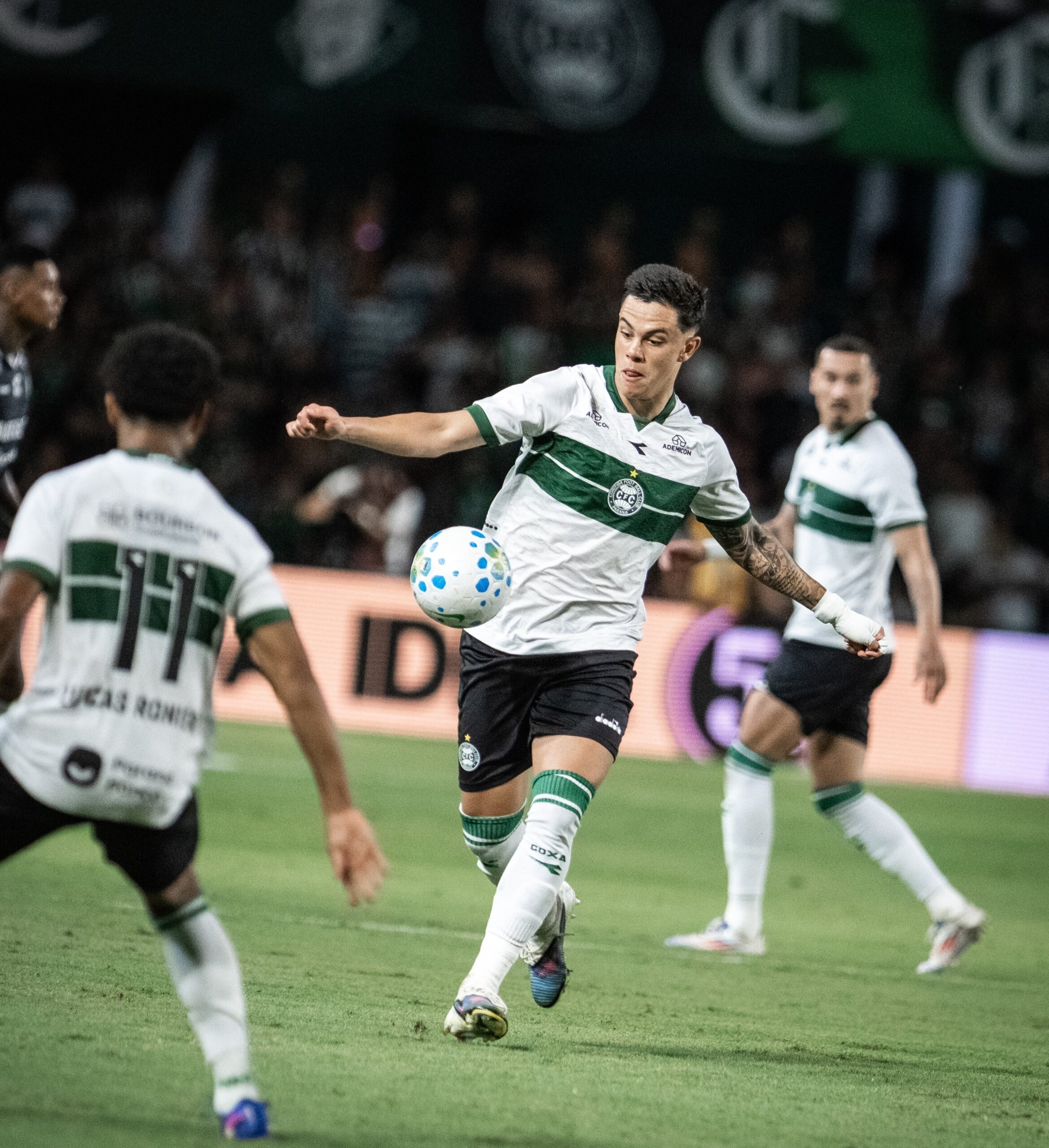 JP Chermont aproveita brecha e acirra disputa interna no Coritiba