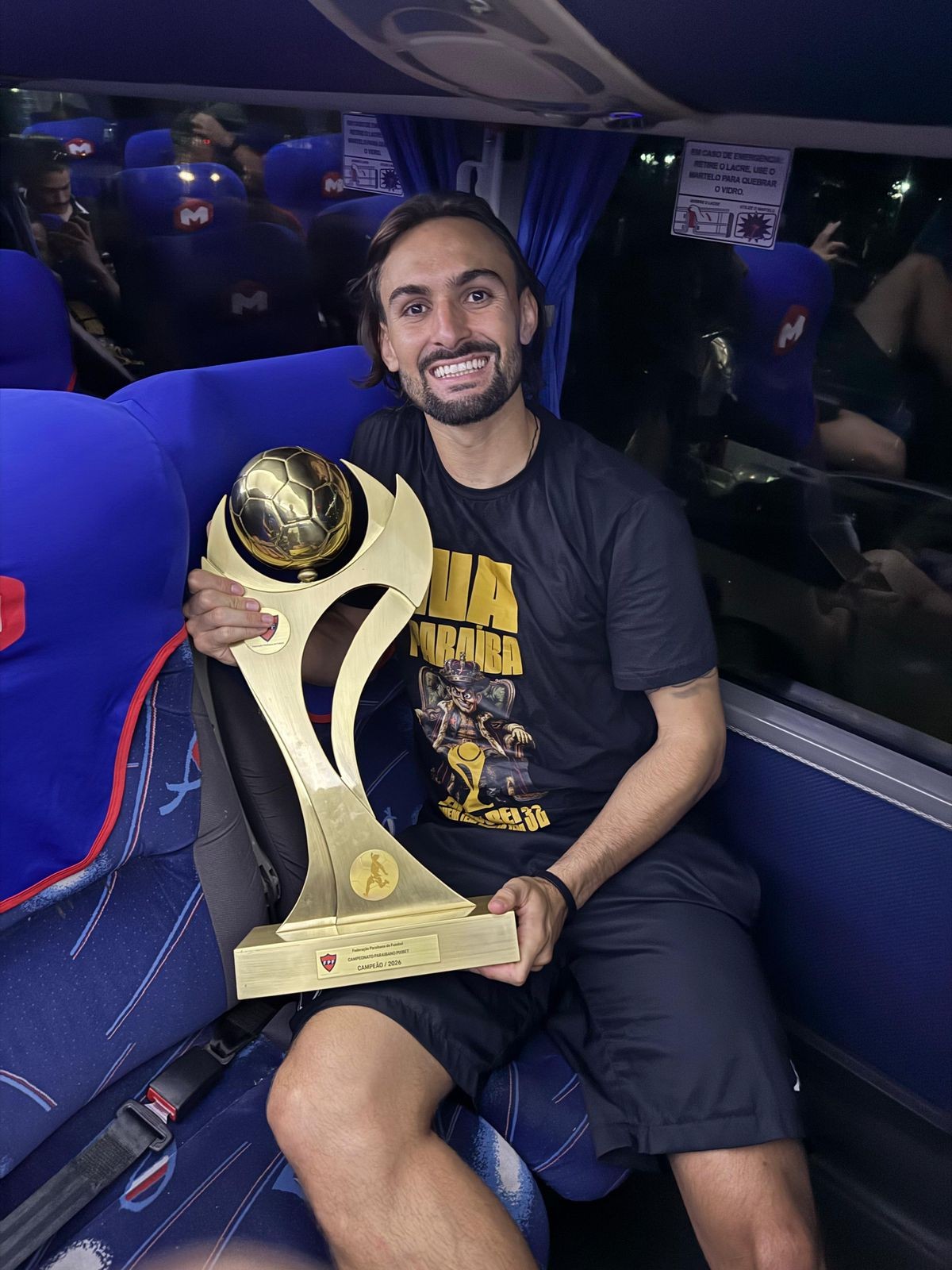 Igor Morais ganha espaço nas finais do Paraibano e celebra primeiro título com o Botafogo-PB