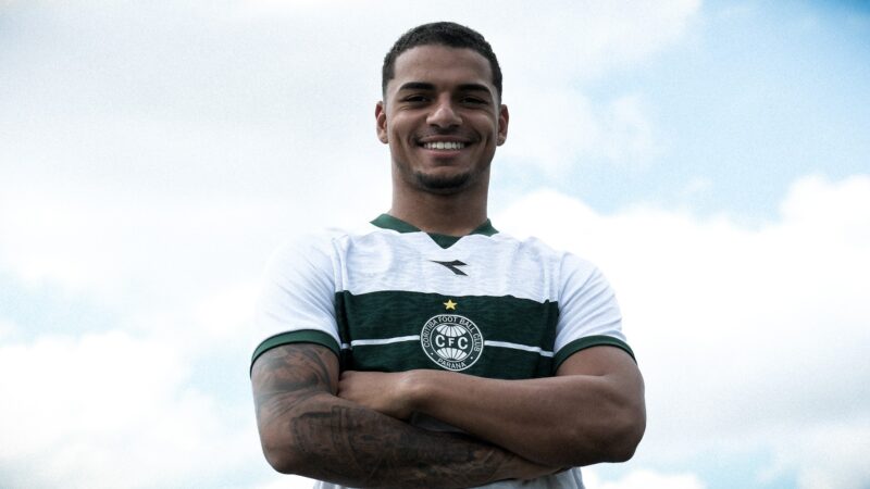 Coritiba anuncia o atacante Renato Marques, ex-Mirassol; veja detalhes