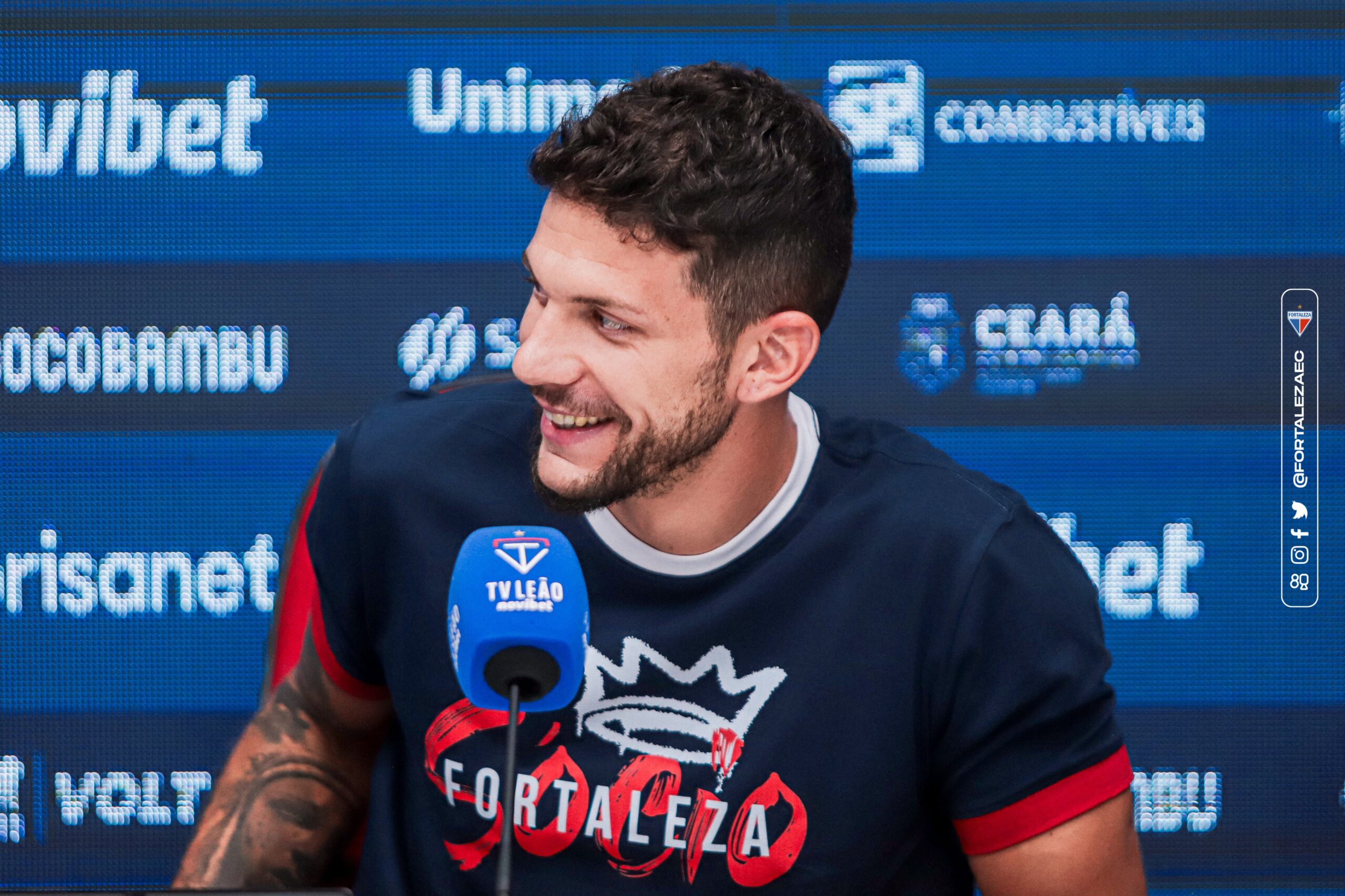 Fortaleza oficializa rescisão contratual de Tobias Figueiredo