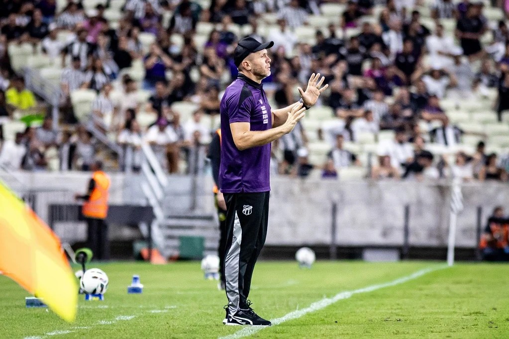 Mozart analisa empate e pontua o que falta ao Ceará: “Botão de sobrevivência”