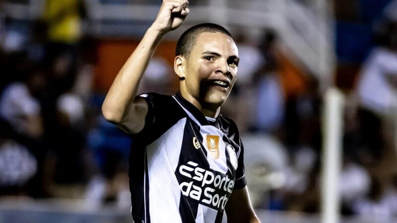 Ceará acerta extensão contratual de Melk e jovem tem multa milionária; veja