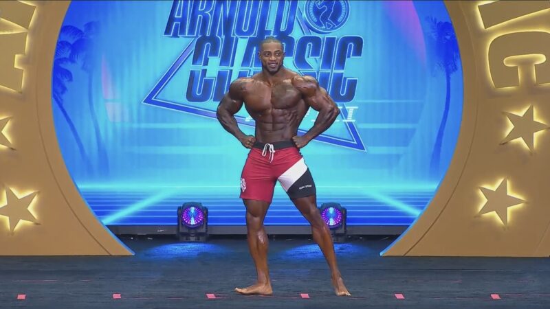 Arnold Ohio 2026: Brandon Hendrickson vence na Men’s Physique; Vitor Chaves é vice