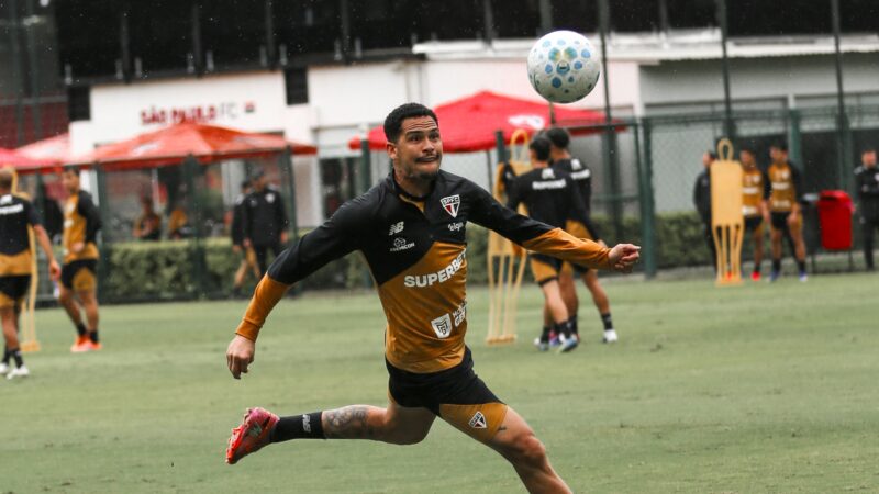 Roger comanda segundo treino no São Paulo; veja a possível escalação contra a Chapecoense