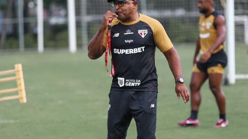 Treino do São Paulo: Maik é poupado, e Arboleda faz trabalho separado