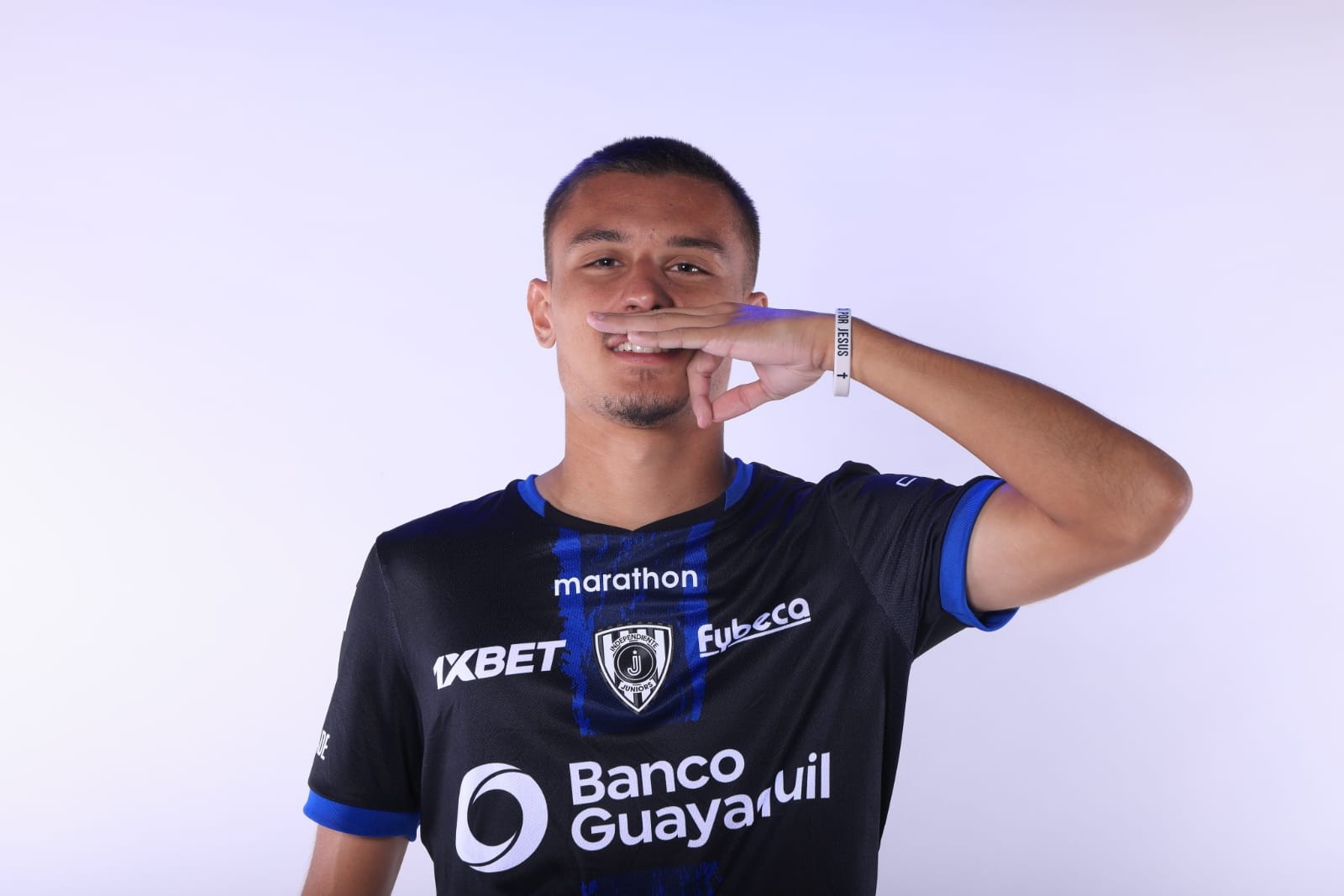 Cria do Coritiba, Lucas Perez projeta “virada de chave” em intercâmbio no Equador