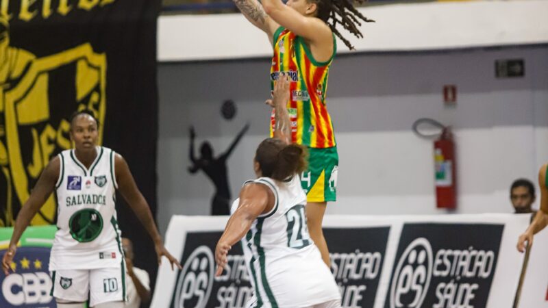 Com Gabi Guimarães como MVP, Sampaio vence Salvador na estreia da LBF 2026