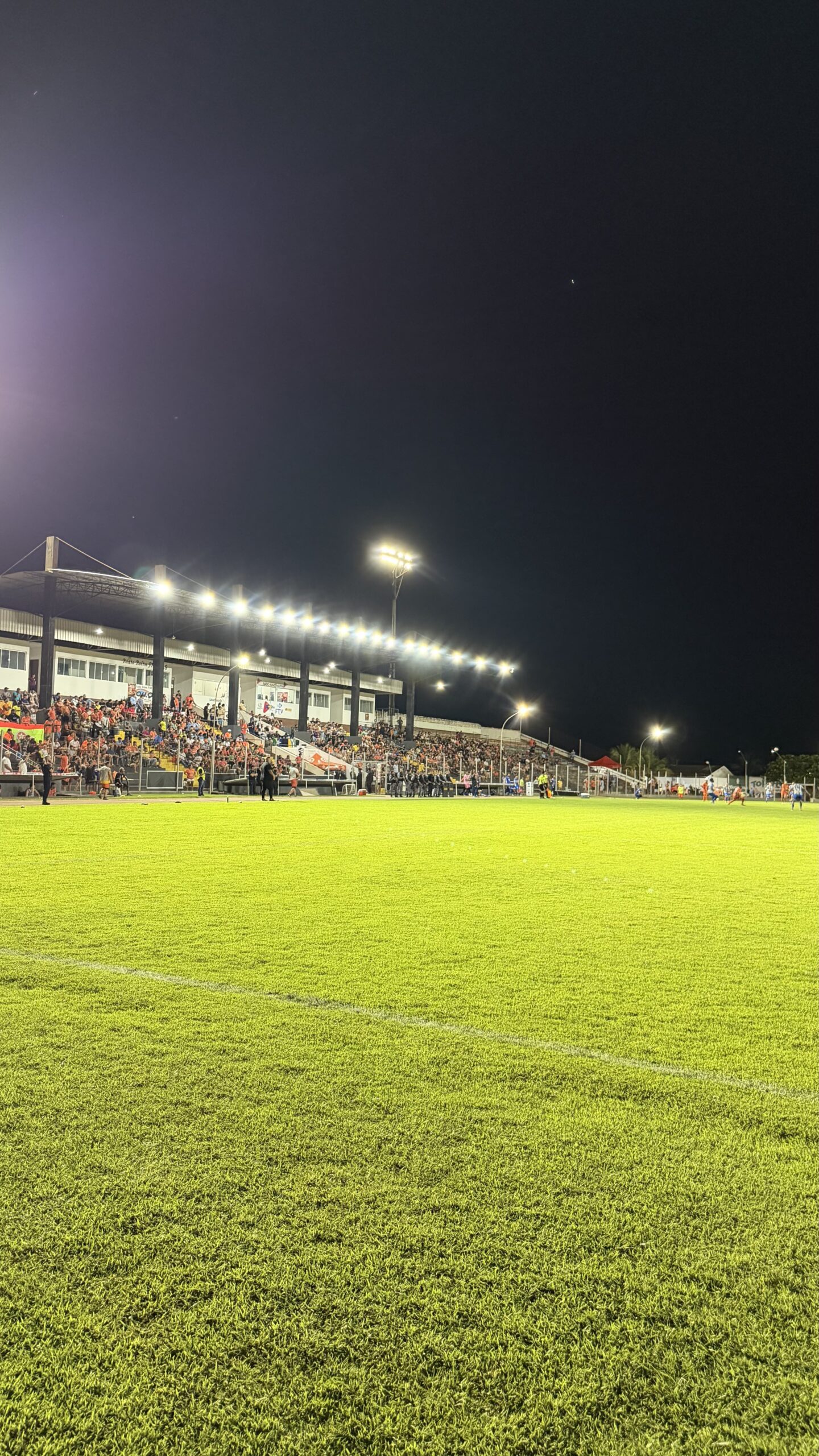 Ji-Paraná empata com Guaporé, mantém liderança e define semifinais do Rondoniense