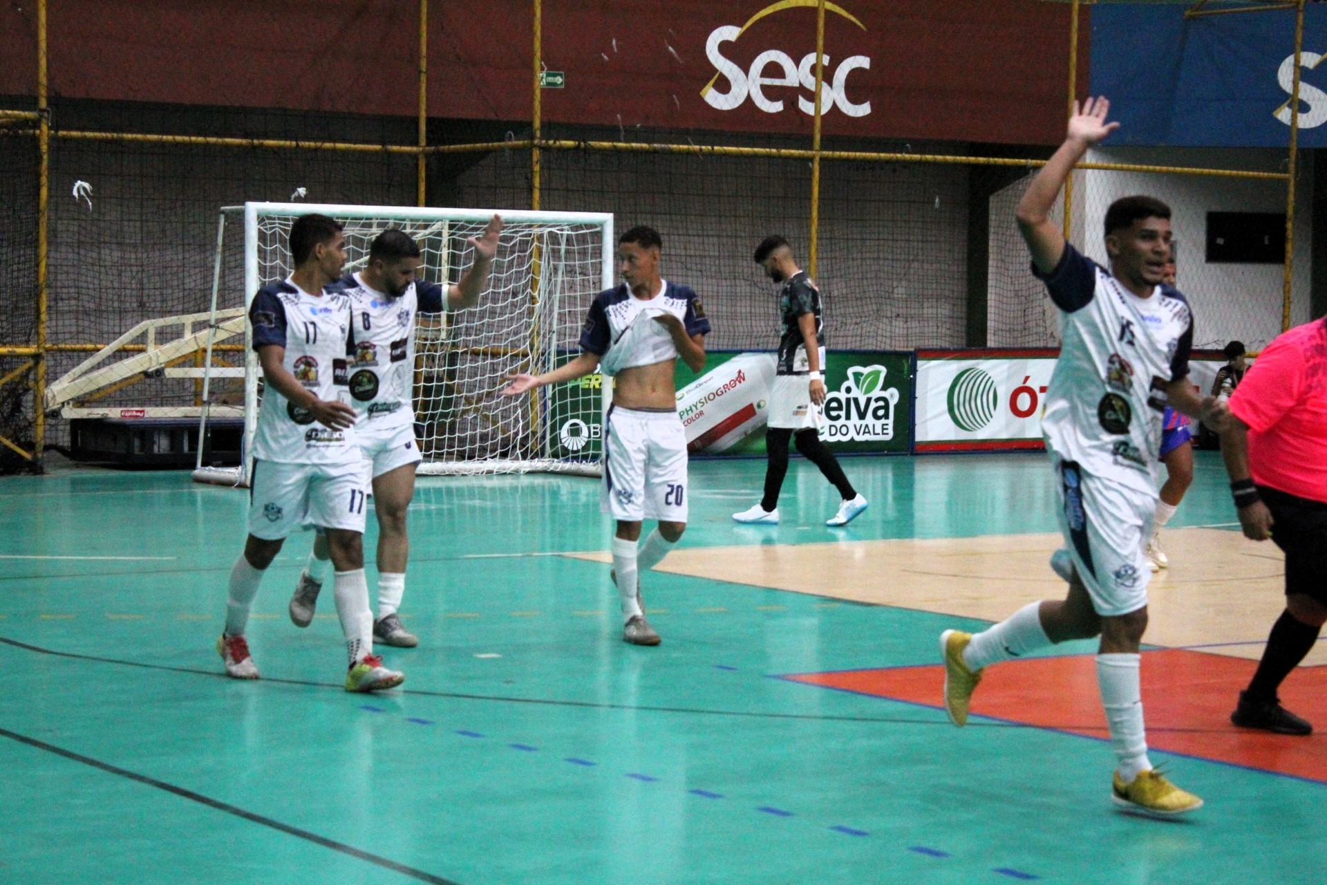 Copa TV Grande Rio: Série Ouro tem  vitória de virada e jogo de 10 gols