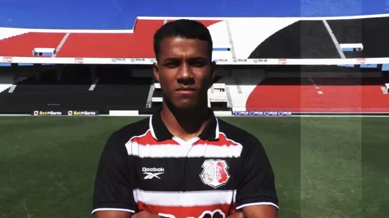 Santa Cruz anuncia contratação do atacante Nilton, que estava no Camboriú-SC