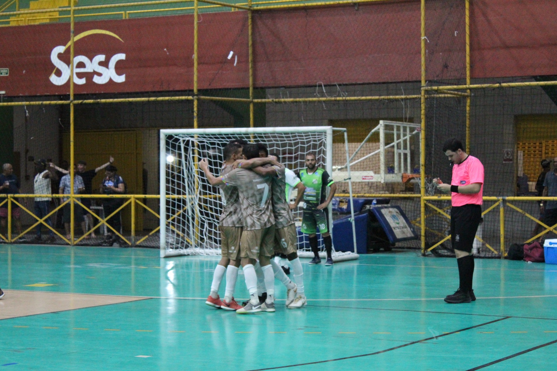 28ª Copa TV Grande Rio: Giga Sports e Dunas/Casa Nova vencem estreantes da edição na Série Ouro