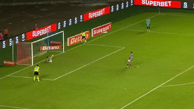 Goleiro novato brilha em estreia de Alex como técnico na classificação do Athletic na Copa do Brasil