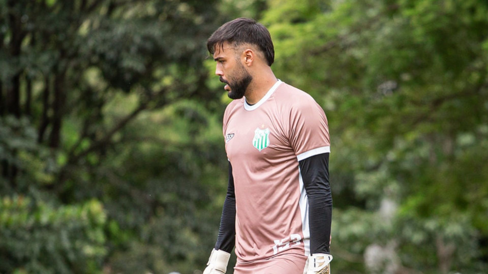 Goleiro Jefferson ganha “voto de confiança” no Uberlândia após críticas por falha em eliminação