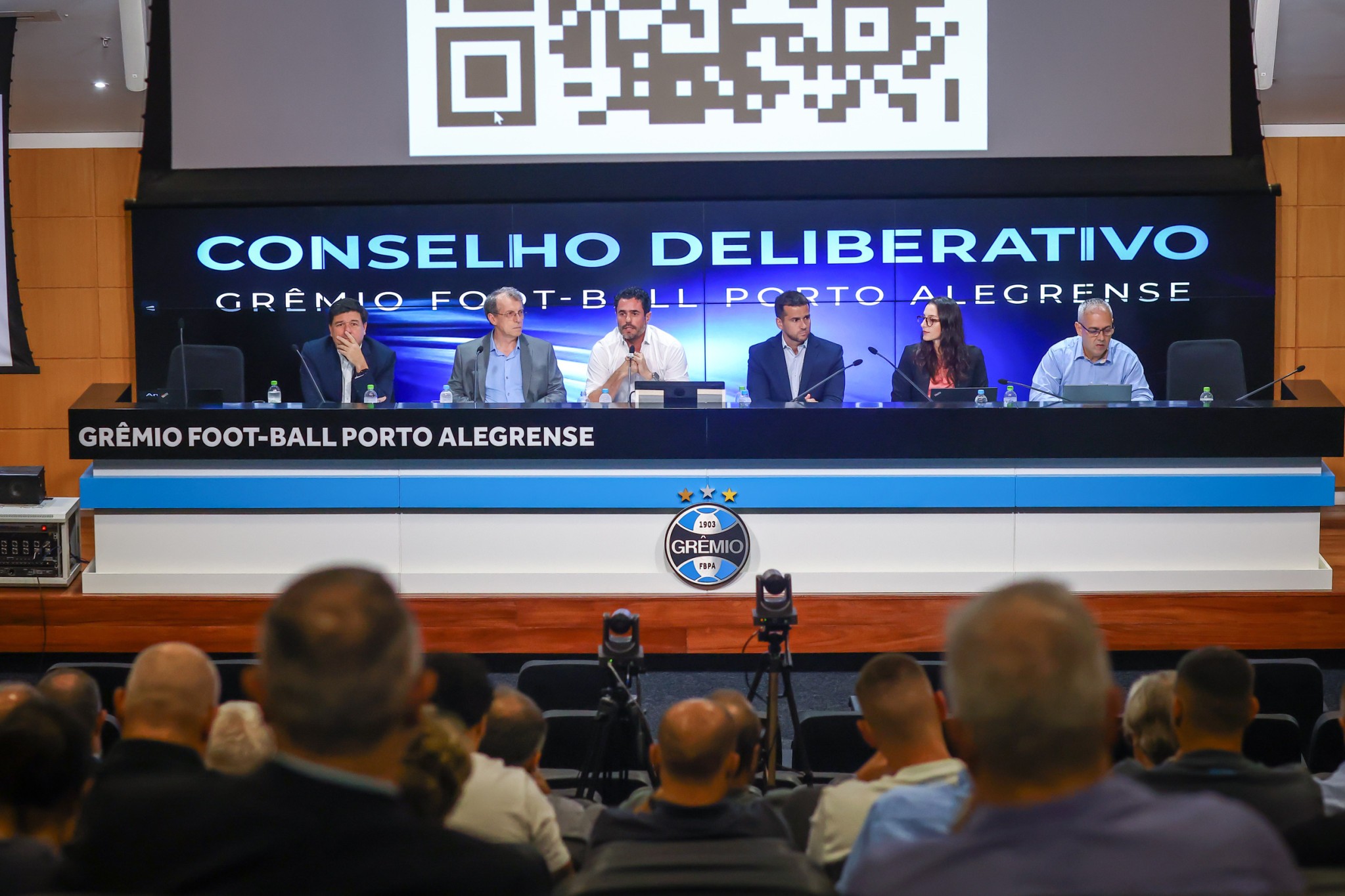 Endividamento do Grêmio chega a R$ 935 milhões, aponta auditoria; saiba detalhes