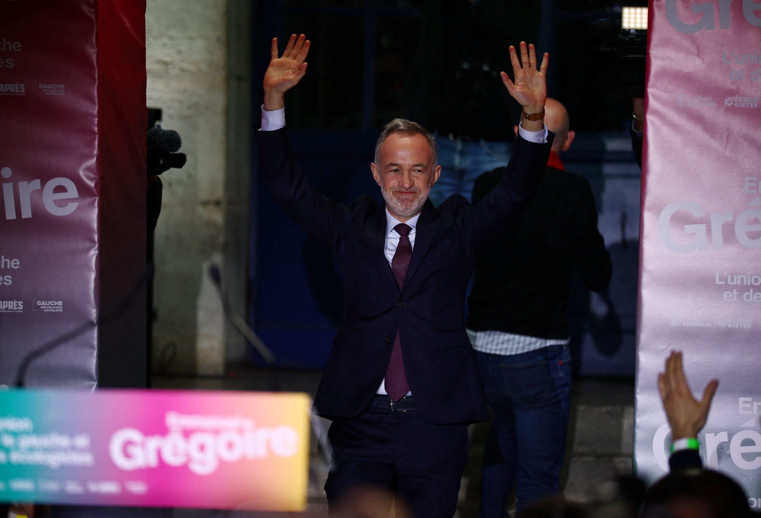 Emmanuel Grégoire vence Rachida Dati e partido socialista mantém prefeitura de Paris, apontam pesquisas