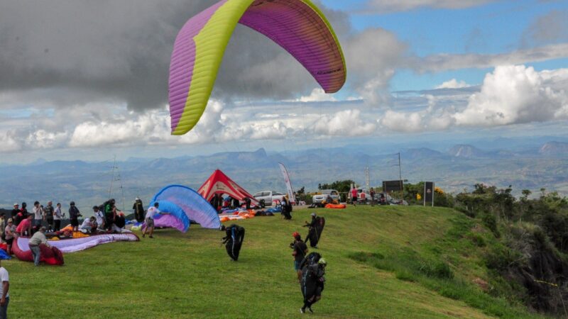 Final do Campeonato Brasileiro de Parapente movimenta o Pico da Ibituruna em Governador Valadares