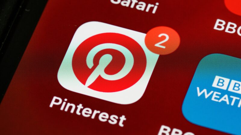CEO do Pinterest pede proibição de redes sociais para jovens menores de 16 anos
