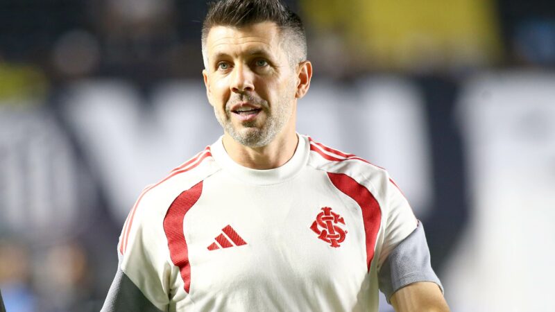 Sem Vitinho, veja as opções de Pezzolano para o Inter contra o São Paulo