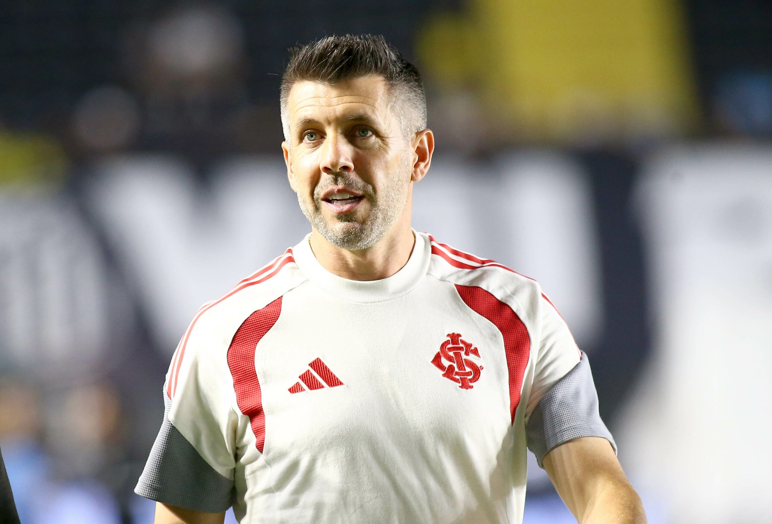 Sem Vitinho, veja as opções de Pezzolano para o Inter contra o São Paulo