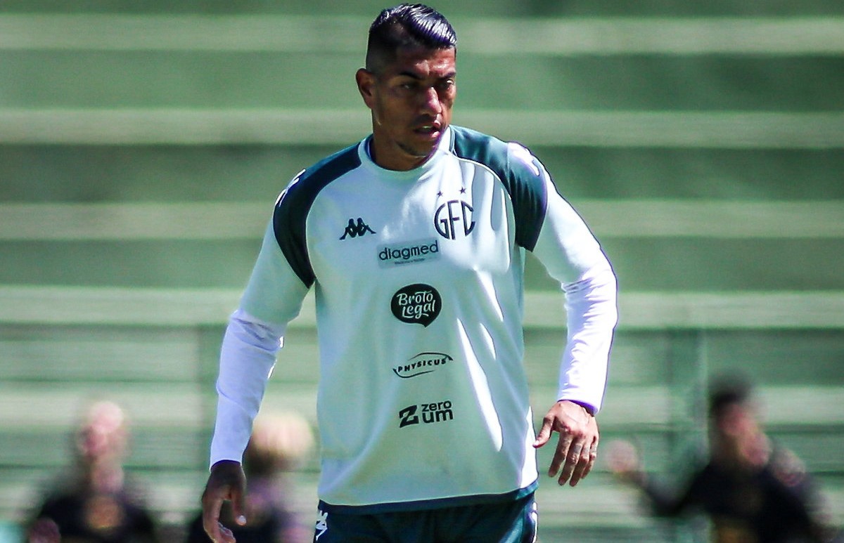 Guarani renova contrato com volante Ralf para a disputa da Série C