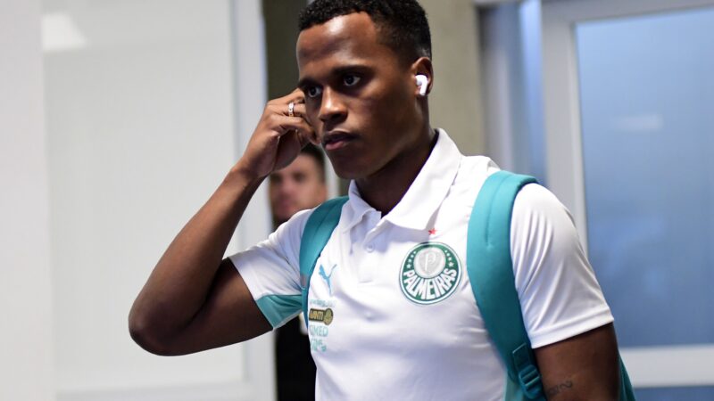 Adaptação ou fora de posição? Por que Arias ainda não embalou no Palmeiras