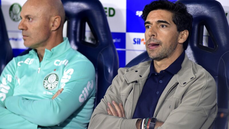Abel vê Palmeiras melhor contra São Paulo e elogia Vitor Roque: “Para mim é leão, não tigrinho”