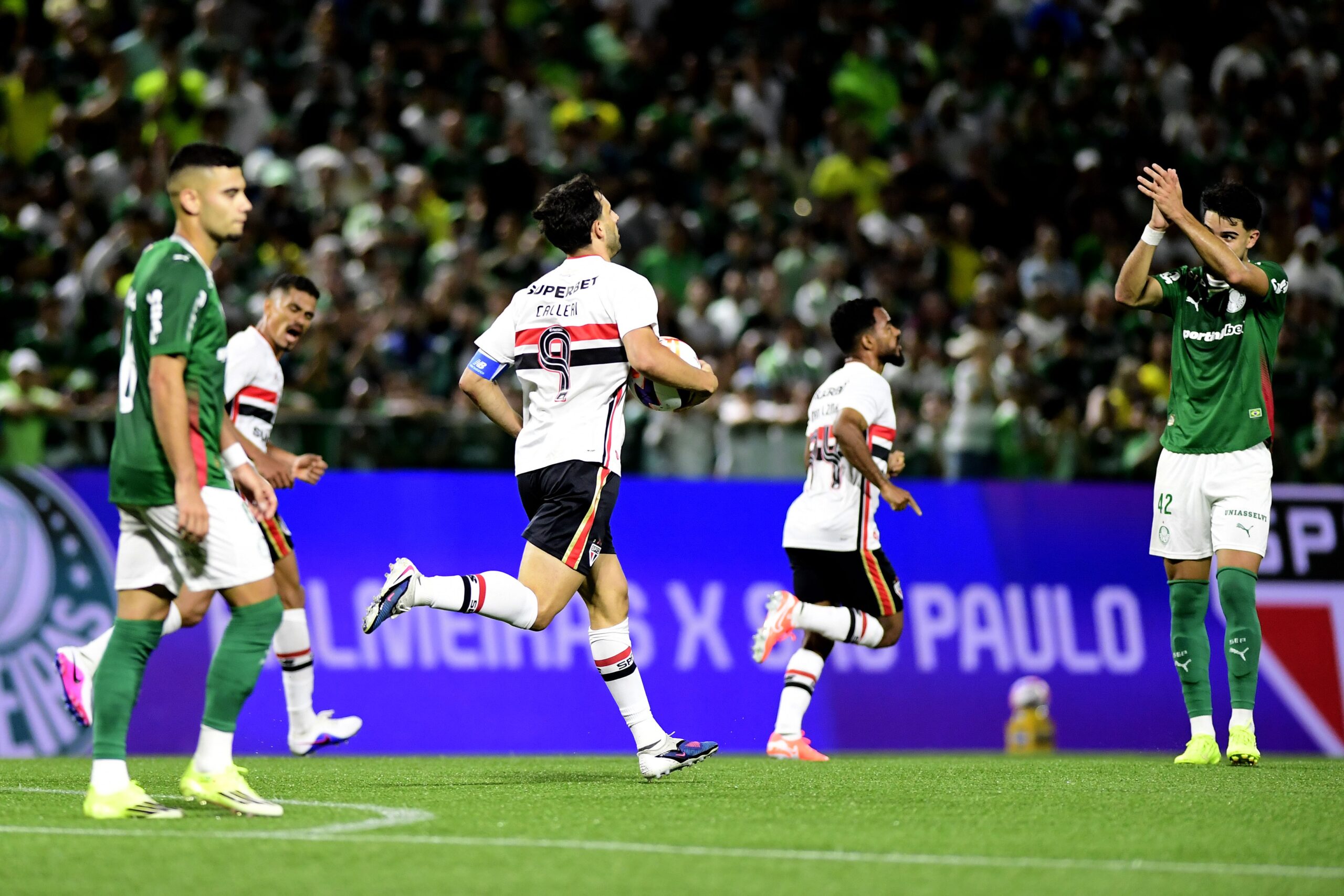 Atuações: só Calleri se salva em noite de eliminação do São Paulo; dê suas notas
