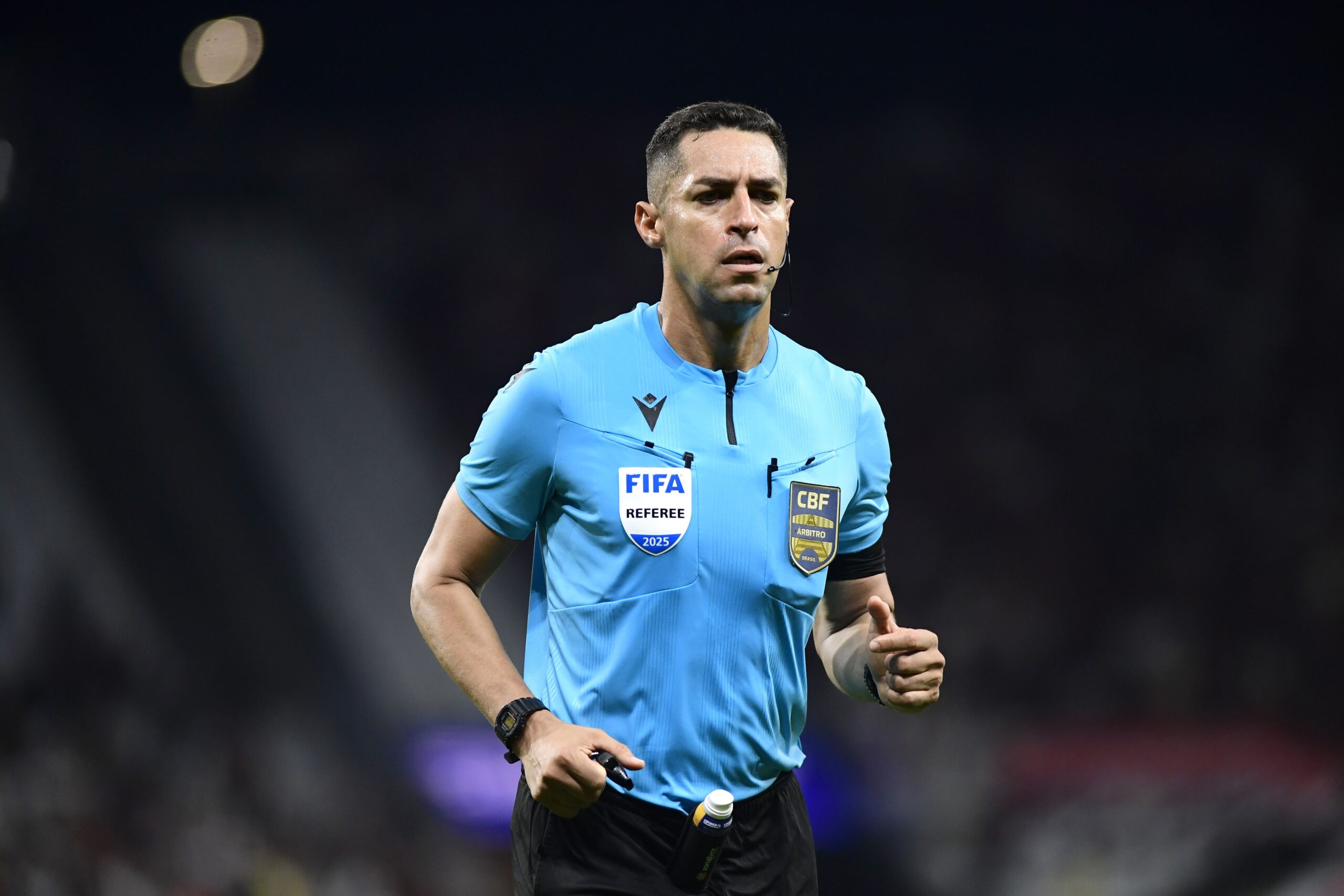 Corinthians x Flamengo: árbitro relata que precisou de ajuda da polícia para entrar em vestiário