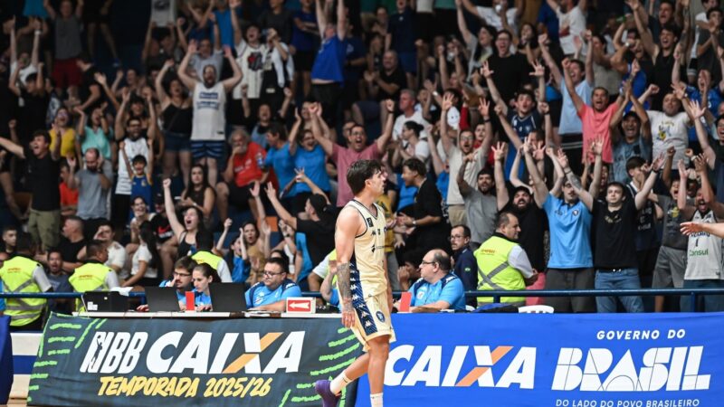 Vasco ensaia reação, mas Rio Claro segura vantagem e quebra sequência ruim no NBB