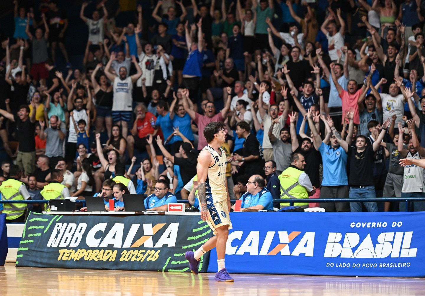 Vasco ensaia reação, mas Rio Claro segura vantagem e quebra sequência ruim no NBB